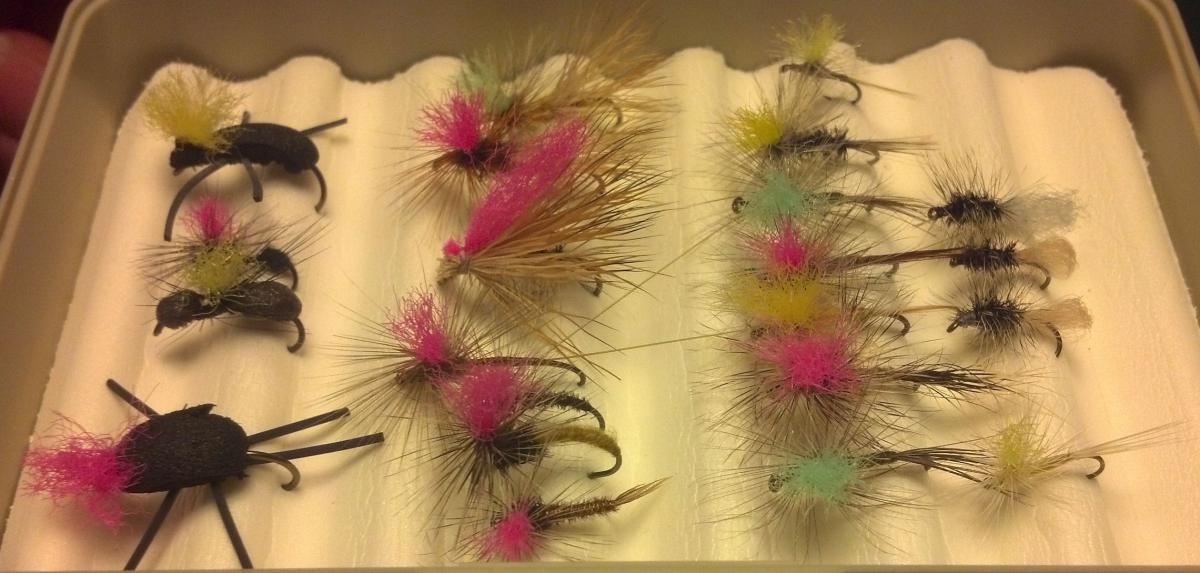 Trout_Pro_Store_Neer_Hair_Parachute_Wing_Flies